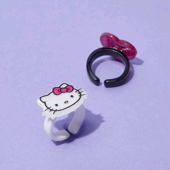 SET! 2 Hello Kitty Rings - Picture 6 of 6